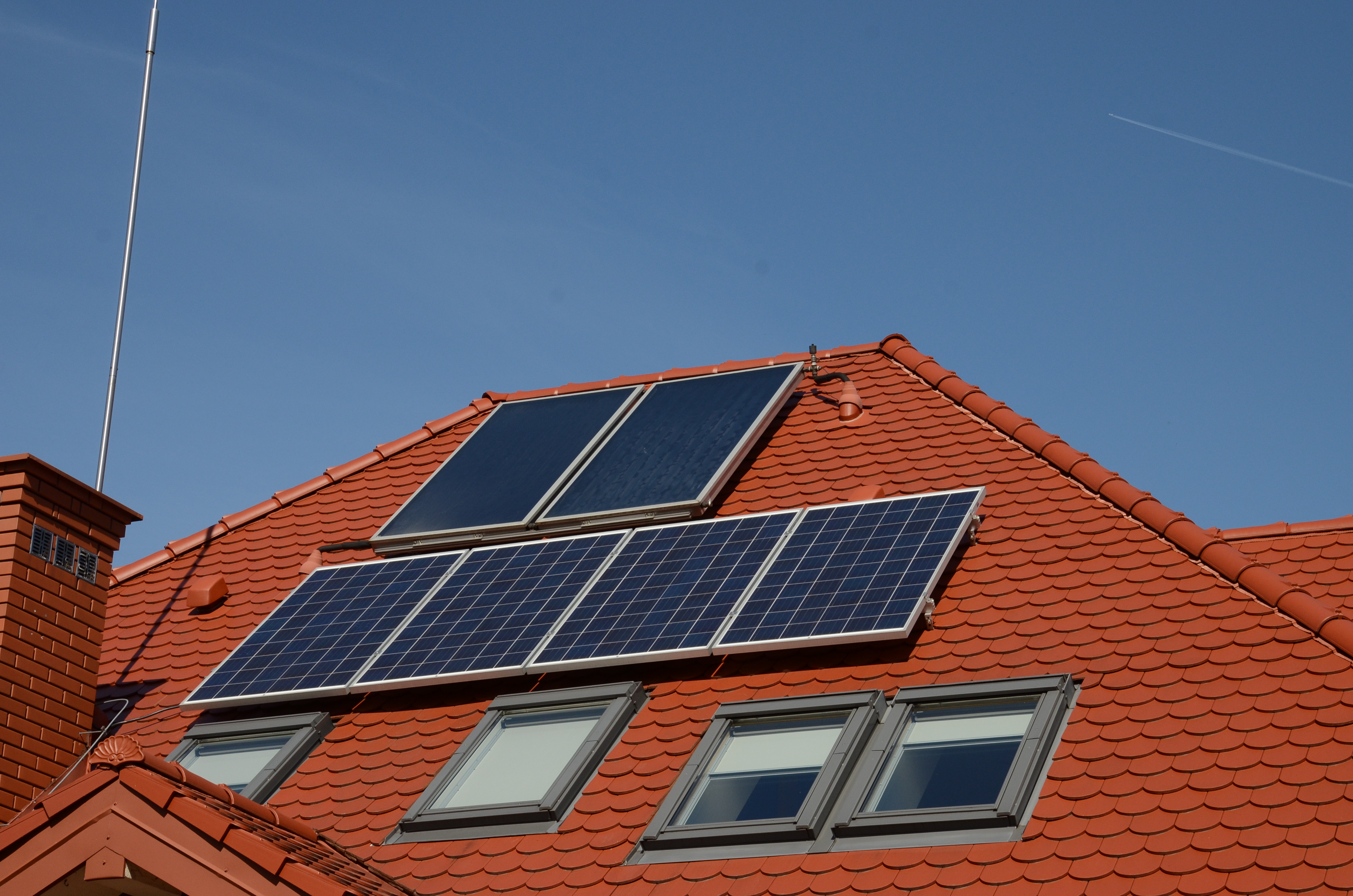 Elektrownia solarna wyspowa o mocy 1kW